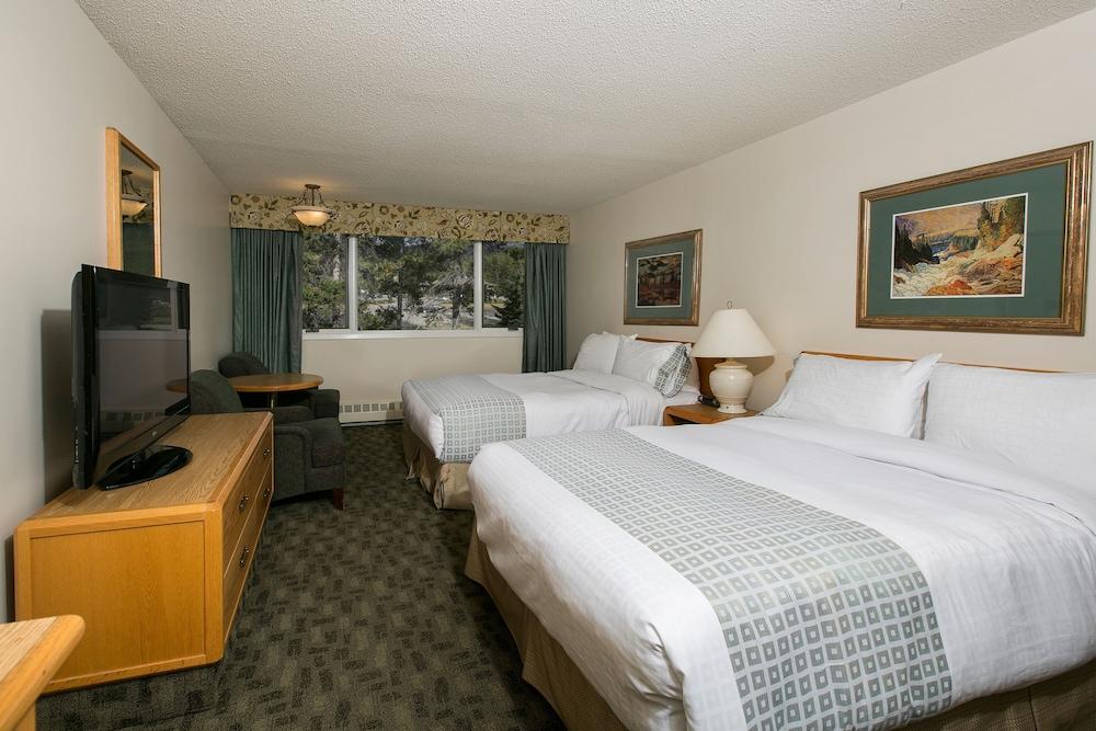Mountaineer Lodge Lake Louise Dış mekan fotoğraf