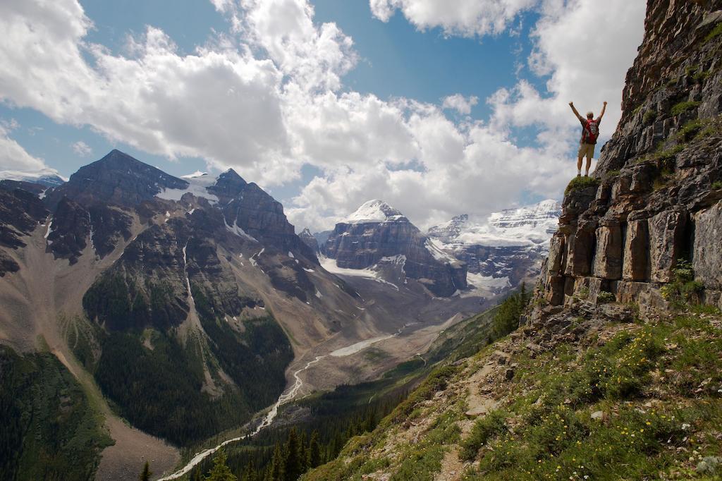 Mountaineer Lodge Lake Louise Dış mekan fotoğraf